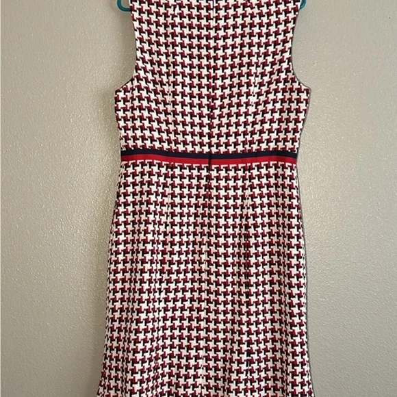 Boden Sleeveless Ayla Tweed Houndstooth Dress - Picture 3 of 6